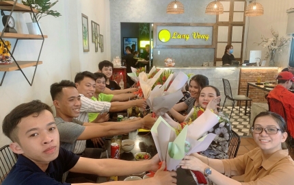 Mừng ngày 8/3 công ty Hoàng Quân (2021)