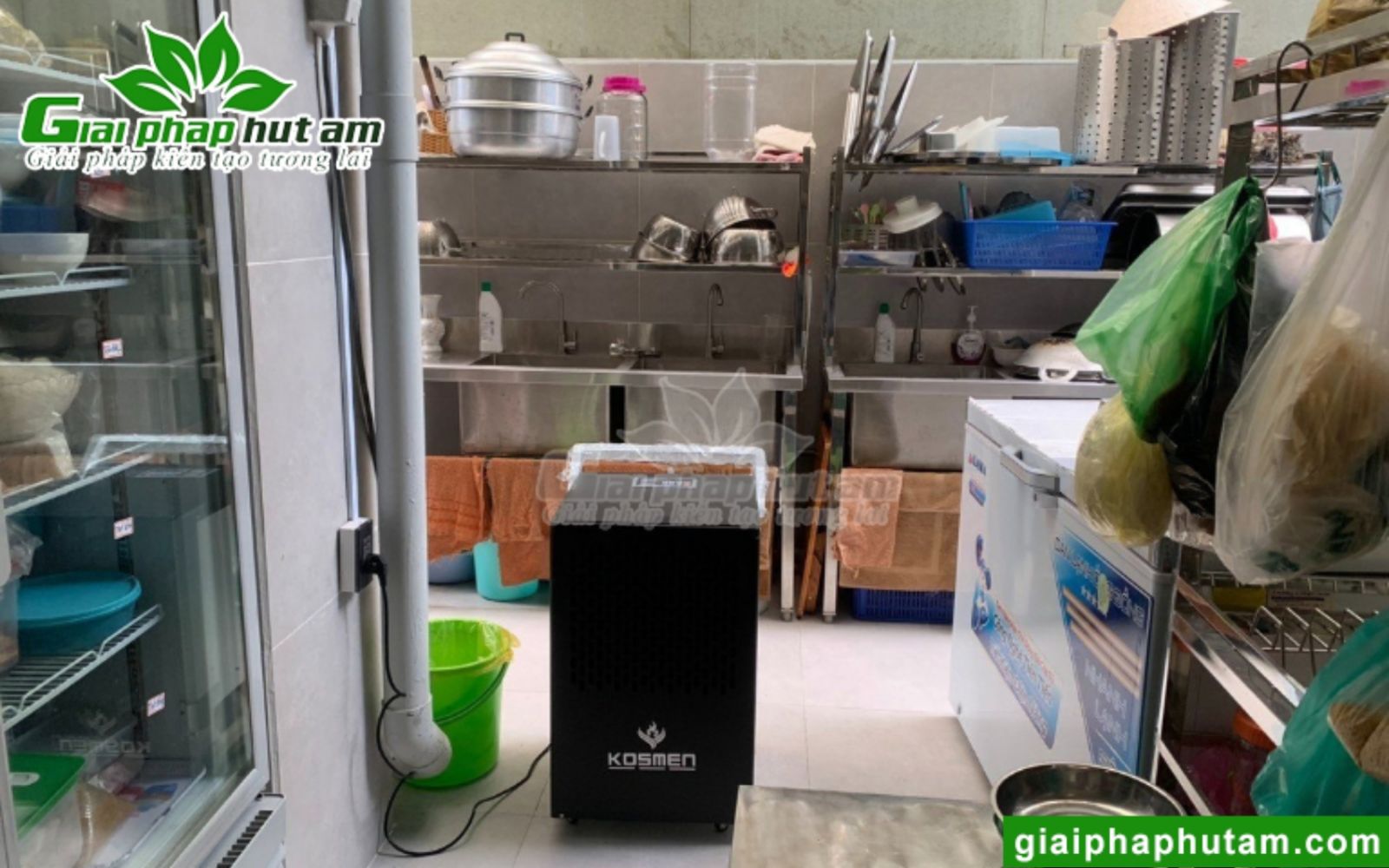 lắp máy hút ẩm nhà bếp tại nhà hàng linh kitchen tphcm 3