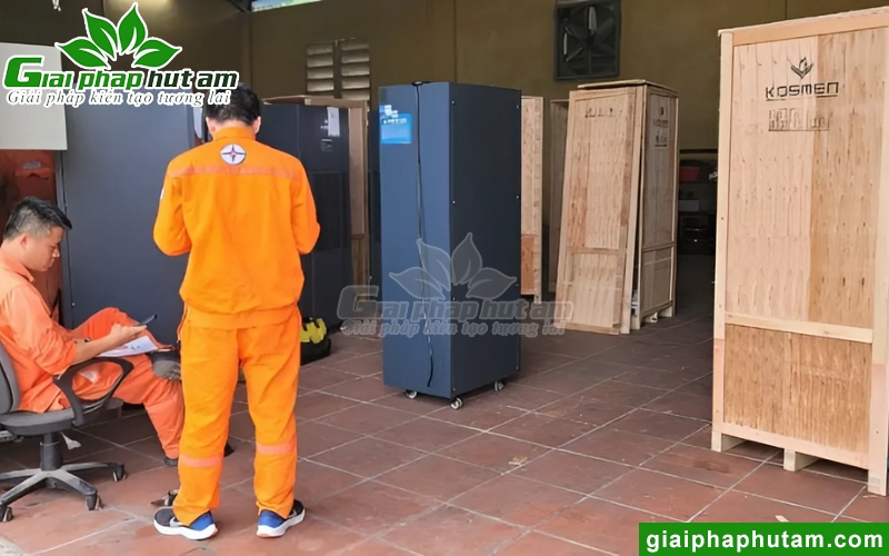 hình ảnh lắp máy hút ẩm tại thủy điện tuyên quang 1