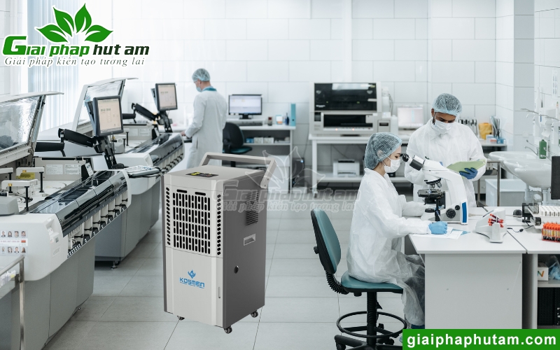 máy hút ẩm phòng thí nghiệm giải quyết vấn đề độ ẩm